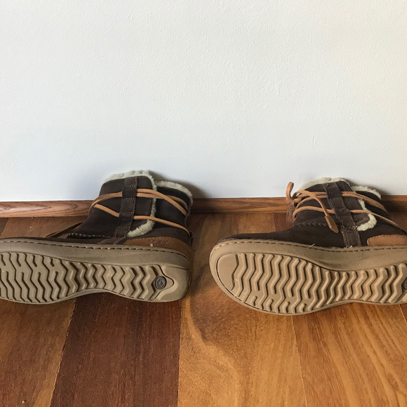 Ugg Lace-Up Booties - Picture 4 of 4